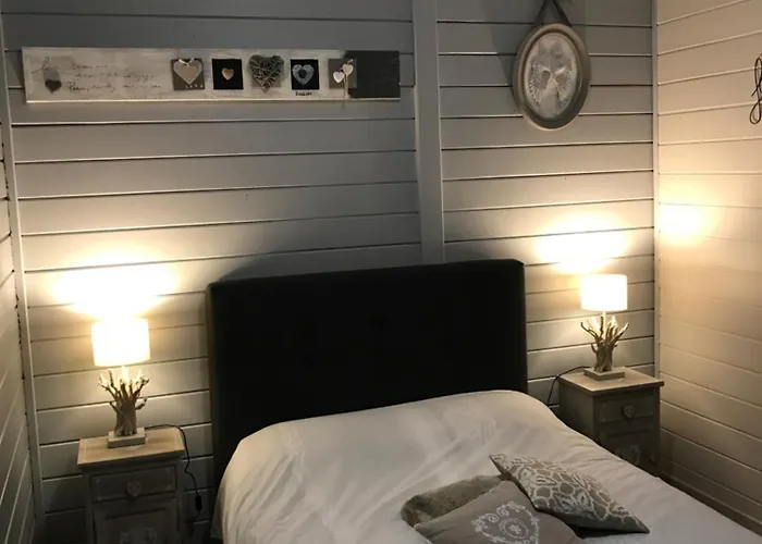 Holiday home Maison De *